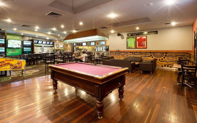 Nightcap at Waltzing Matilda Hotel