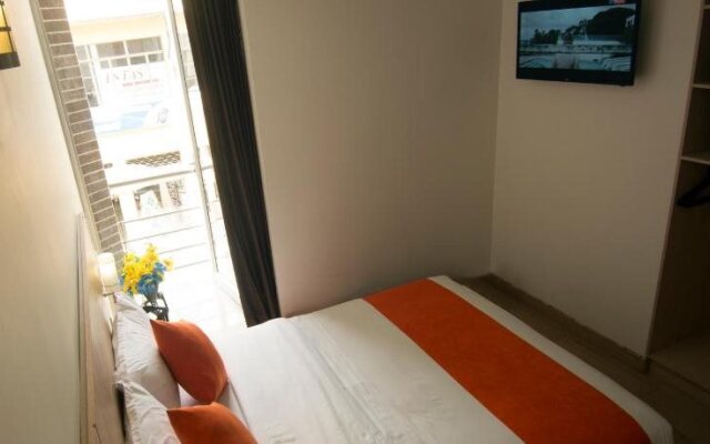 Hotel Granada Plaza
