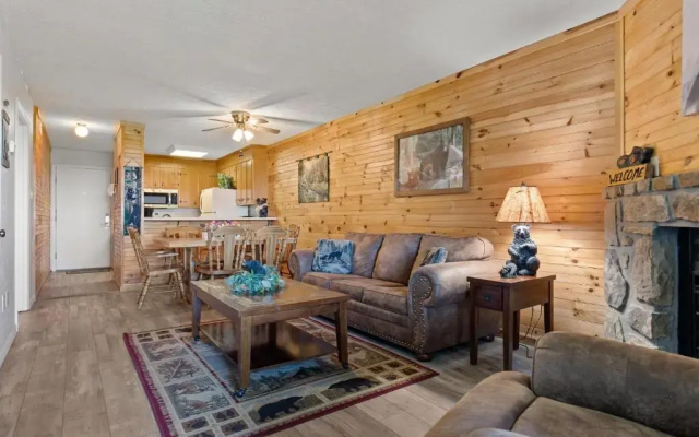 Bear Cub Retreat by Jackson Mountain Rentals