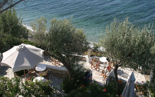 Nissiotiko Hotel