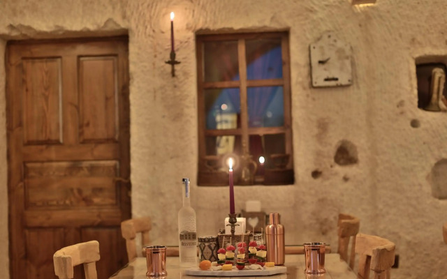 The Owl Cave Hotel