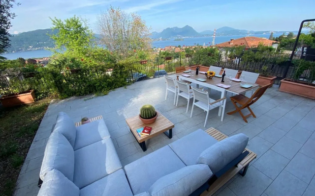 teresita in baveno with 3 bedrooms and 2 bathrooms