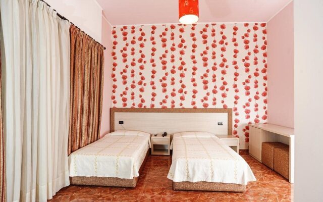 Hotel Serenity