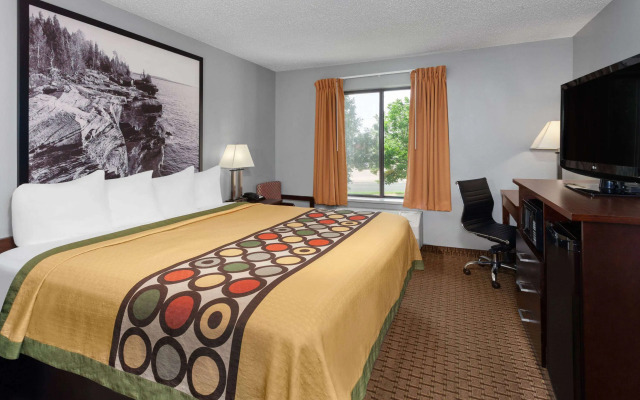 Super 8 by Wyndham Sun Prairie/Madison E