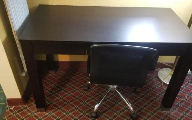 OSU 2 Queens WI-FI Hotel 209 Booking
