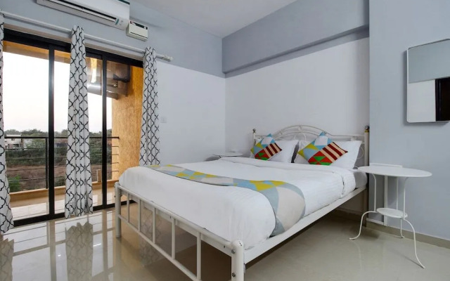 Akar Heights By OYO Rooms