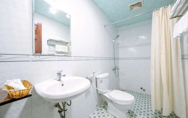 Hoang Duc Hotel