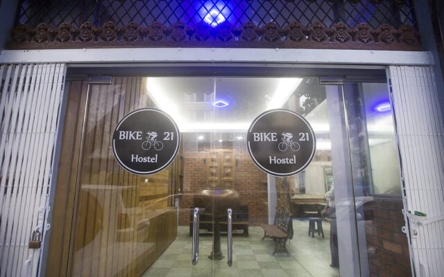 Bike 21 Hostel