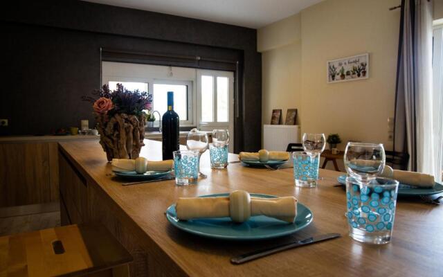 Relaxing family house with garden in Avra, Rafina