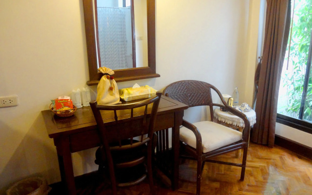 Baiyoke Chalet Hotel