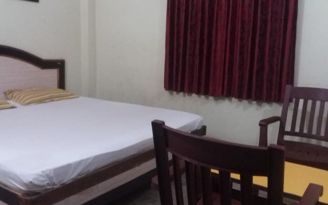 Goroomgo Homestay Green Puri