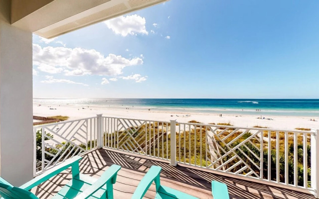 Paradise Beach by AMI Locals