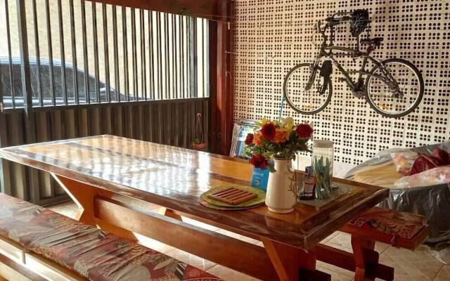 Casa em Condomínio Charmoso Próximo ao Lider