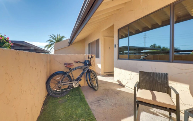 Scottsdale Loft Near Golf Course & Old Town!