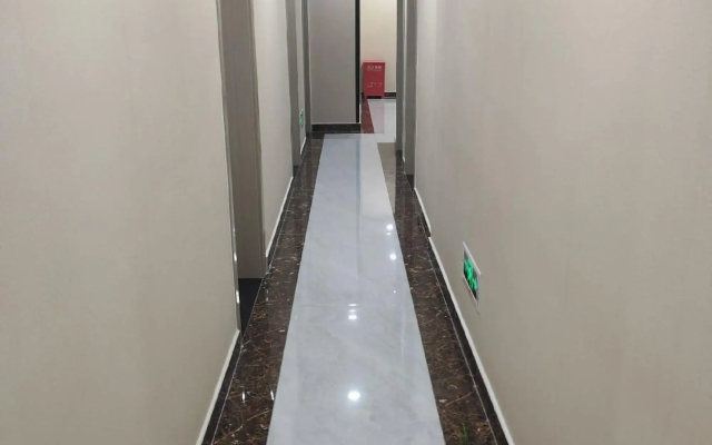 Beijing Fuhua Ruiyuan Hotel (Beijing People's Hospital Xizhimen Subway Station)