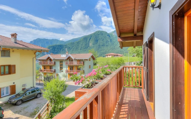 Casa Tra Borgo e Lago