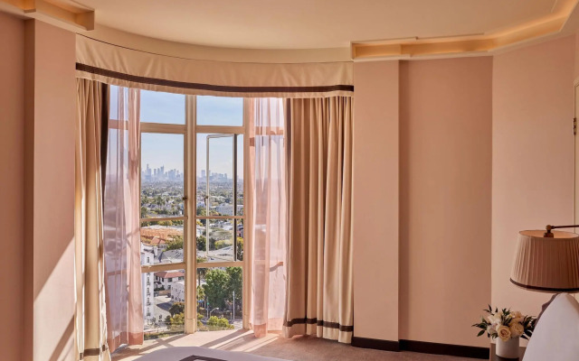 Sunset Tower Hotel
