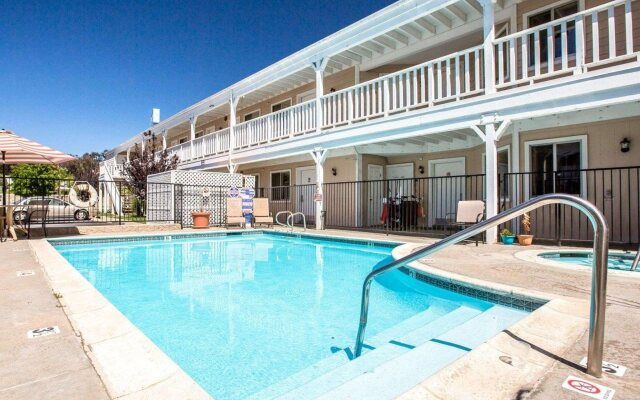 Rodeway Inn Old Town Temecula