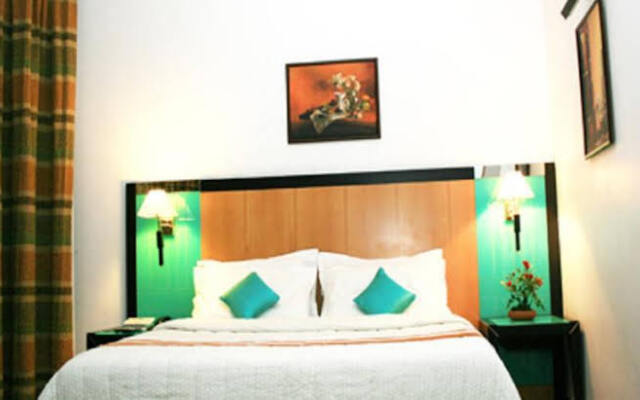 Paray Residency