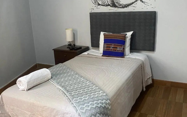 Airport Tampu B&B - Lima Airport