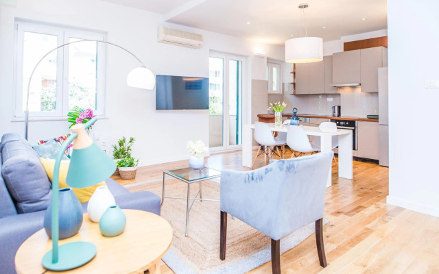 Franco’s spacious residence - great location