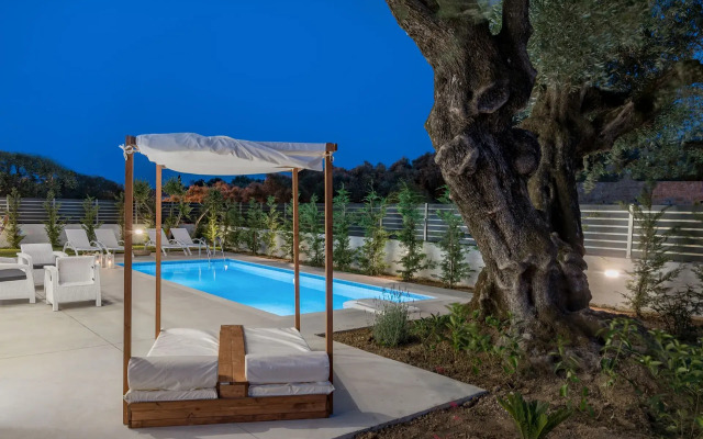 Elia Luxury Villa