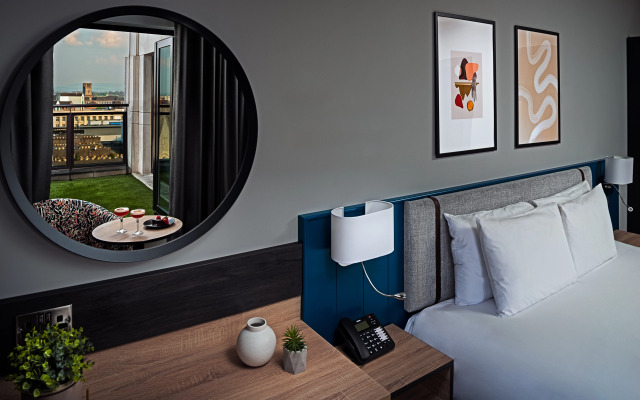 The George Limerick Hotel