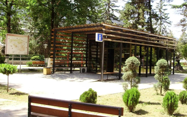 Apartment On Erekle 25a