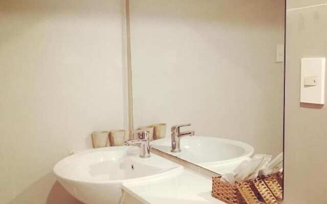 Simmi 5 Hotel & Apartment