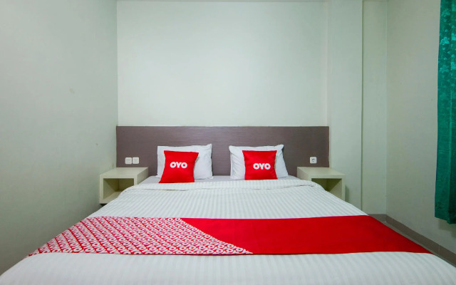 OYO 2382 Wisata Hotel
