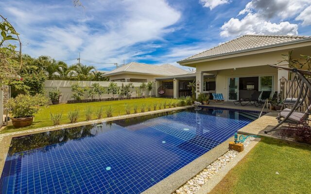 Cozy 3 Bedroom Pool Villa L70