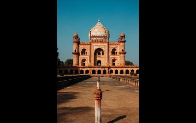 "room in Guest Room - Maplewood Guest House, Neeti Bagh, New Delhiit is a Boutiqu Guest House - Room 5"