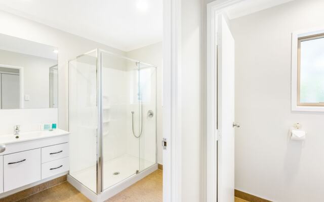 A Home away from Home - Netflix -Parking