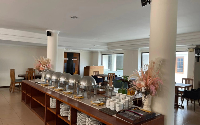 Sare Hotel Yogyakarta (Muslim Friendly)