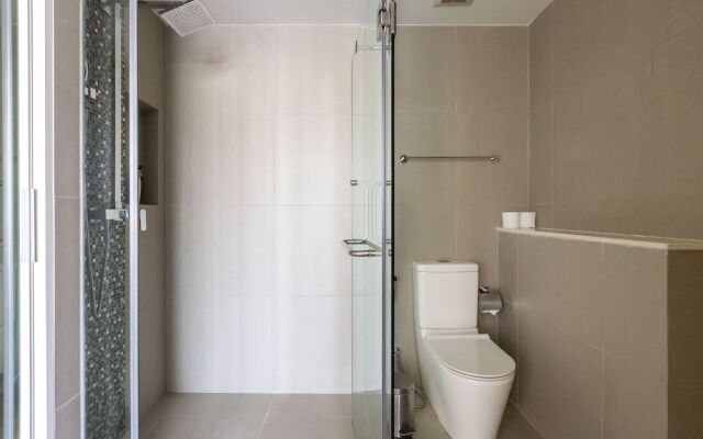Oceanstone Phuket by Holy Cow 604