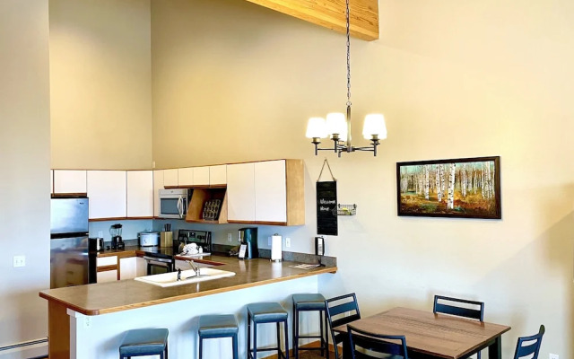 Gold Point Resort Breckenridge by Vacatia