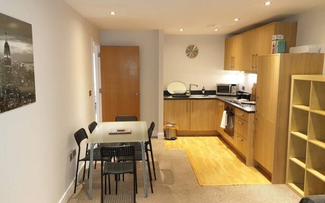 Birmingham Garnet, 3 Bedroom Apartment