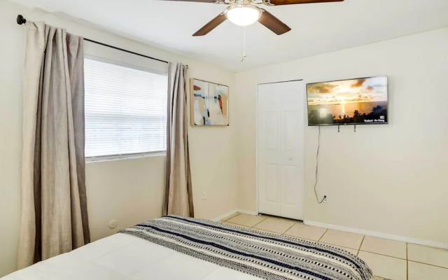 Pet-friendly Lakeland Escape w/ Private Pool!