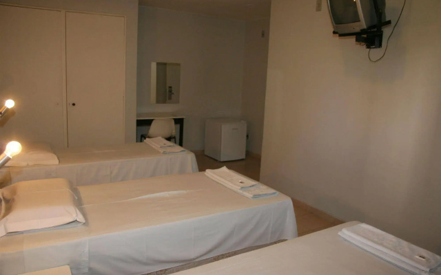 Hotel El Pilar by Bsb Inn