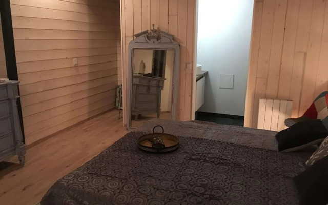 Magnificent Villa in Nuaille-d'aunis With Wellness