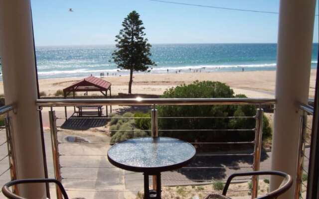 Christies No 1 Esplanade