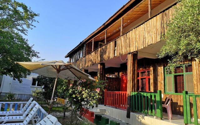 Ata Bungalows