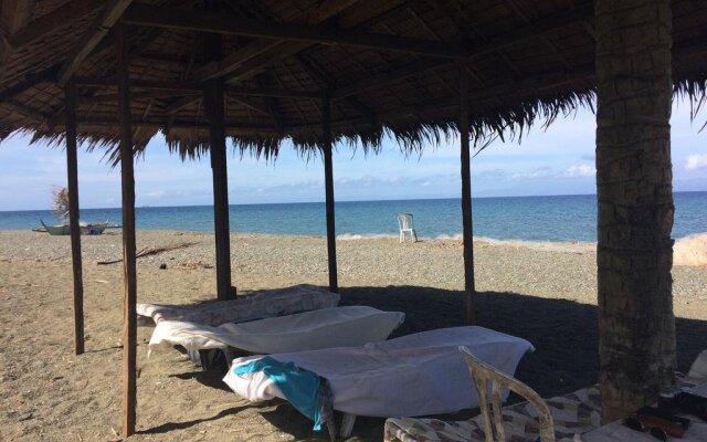 Coco Seaview Beach House