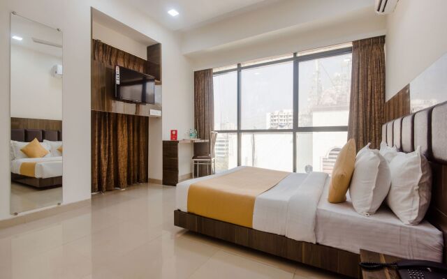 OYO 12043 Hotel Crystal Crown