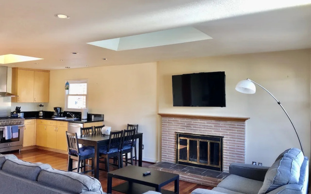 Seattle Vacation Home - Columbia City 3