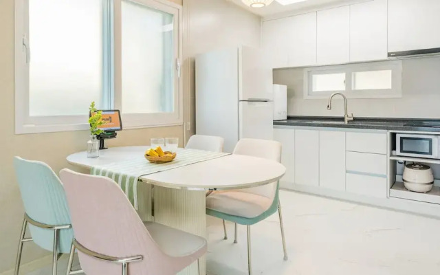Geoje Daol Pool Villa Pension