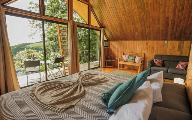 Tityra Lodge