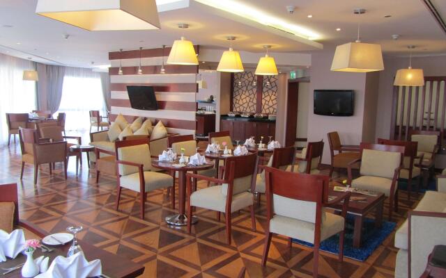 Hilton Pyramids Golf