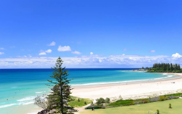 Kirra Beach Apartments