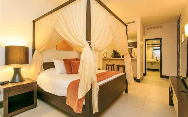 Aldea Thai 01 by Tripintravel